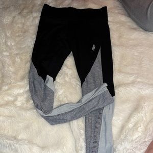 VS Pink Yoga legging